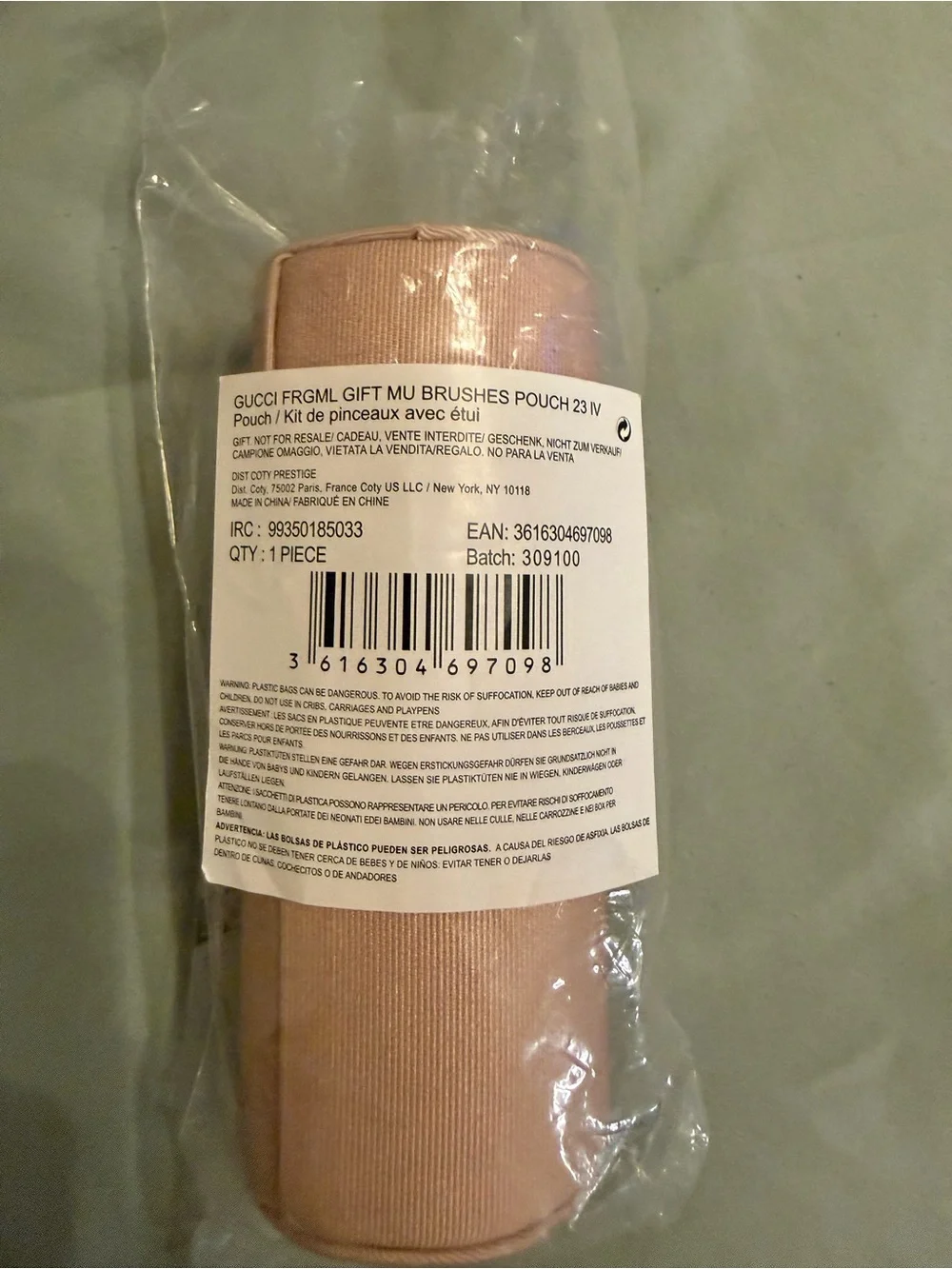 Gucci Pink Brush Case & makeup brushes - Picture 7 of 7